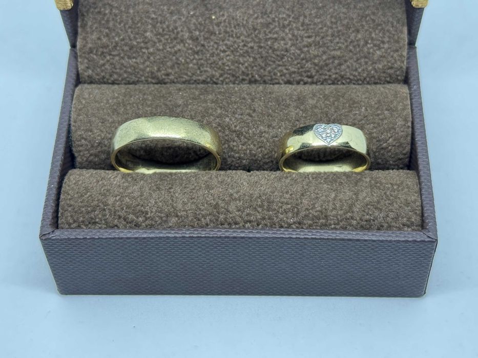 Komplet pięknych złotych obrączek W.KRUK  585 R-21/10 diamenty certyf