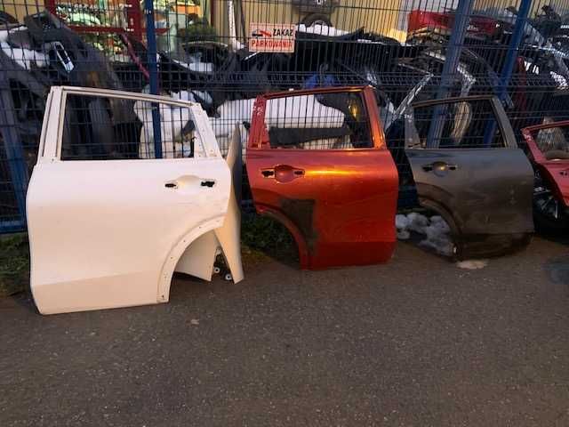 Honda ZRV ZR-V Drzwi tyl