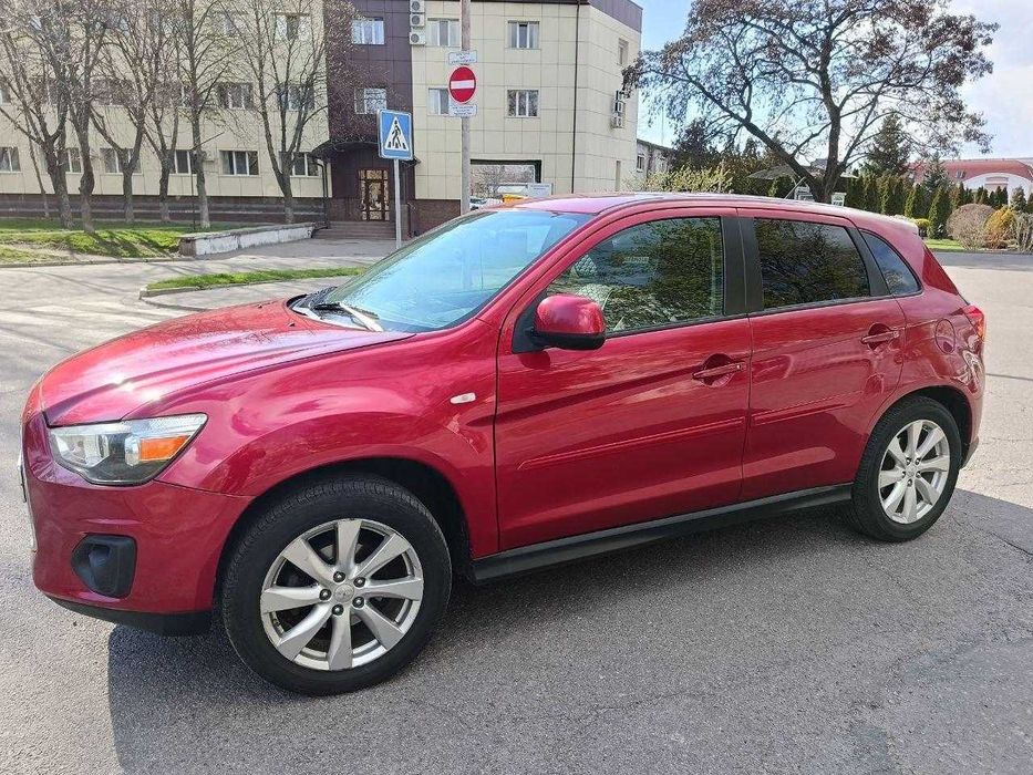 Продаю гарний кросовер!