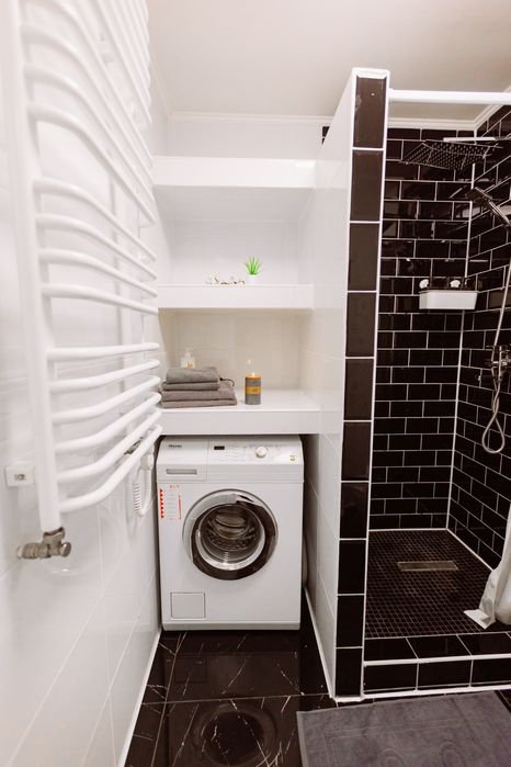 Black&White Нова стильна квартира вул.Київська новий мкрн. Подобово