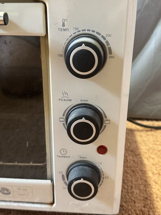 Духовка електична Liberton