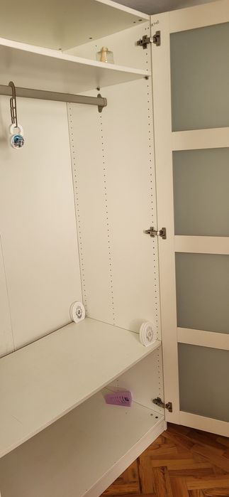 Roupeiro 2 portas vidro ikea