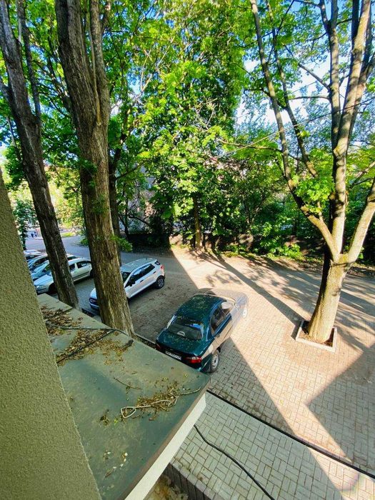 Мила 1 к квартирка біля вокзалу та неподалік Центру