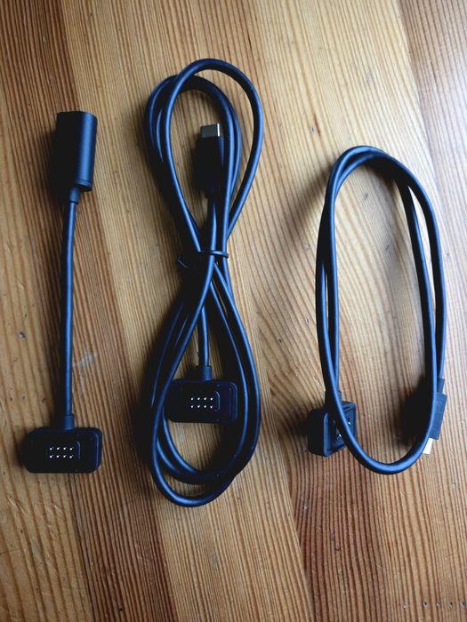 Zestaw do drzwi magnetycznych z kablami zasilającymi. GoPro Hero 13