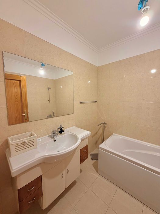 T4 de 160 m² no Jardim da Lomba |Condomínio Privado|Garagem 4 Carros