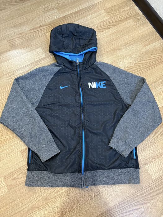 Спортивна кофта Nike