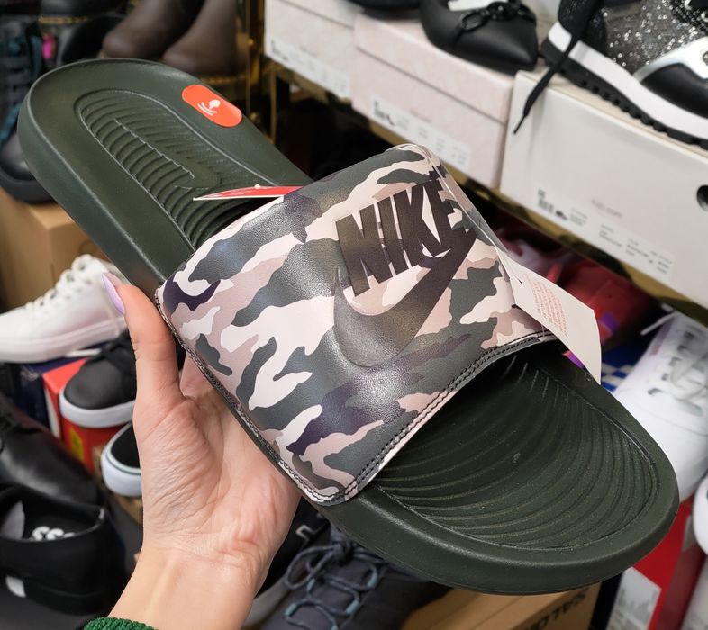 Klapki męskie Nike moro rozmiar 51.5