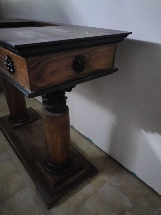Altar (mesa de celebração) para capela ou igreja