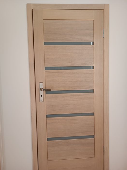 Sprzedam drzwi  dąb bielony