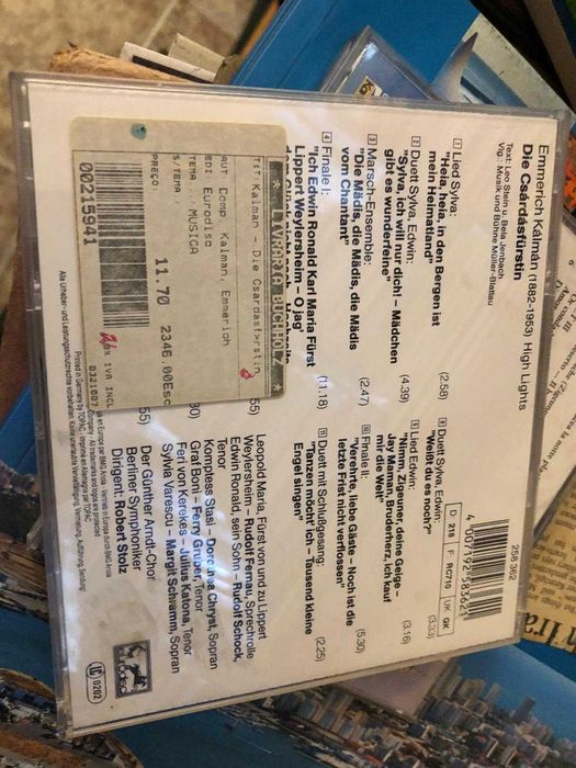 Die Csárdásfürstin
Emmerich Kálmán, cd, portes grátis