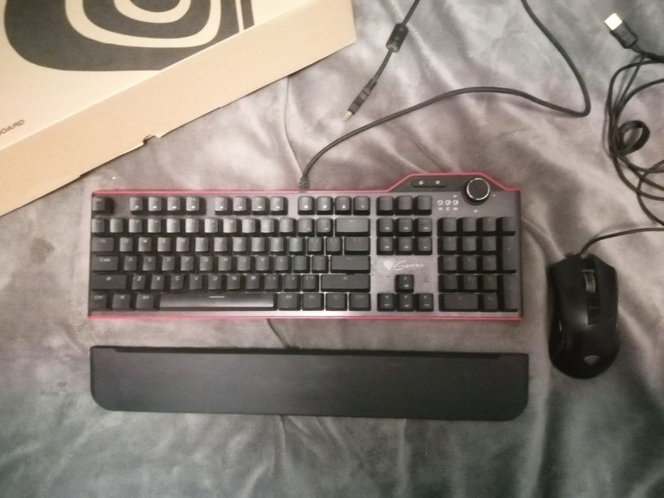 Zestaw klawiatura Genesis RX85 RGB + myszka Genesis Krypton 770
