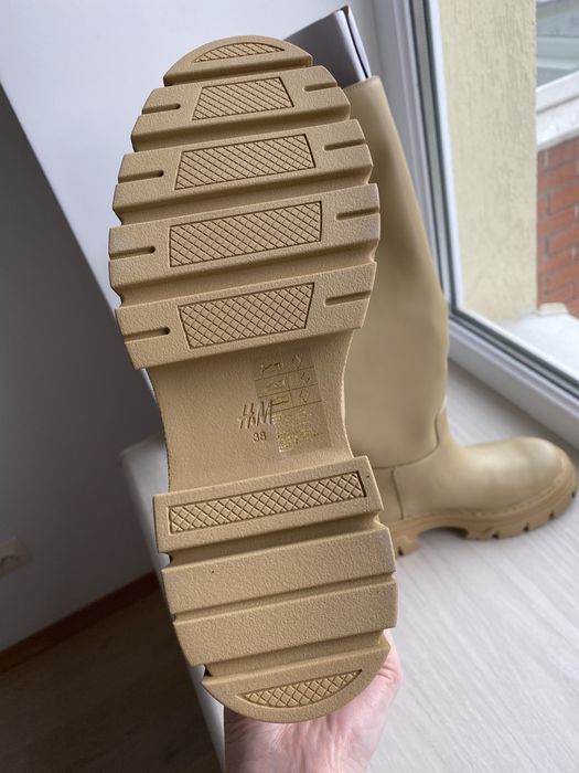 Чоботи H&M, нові