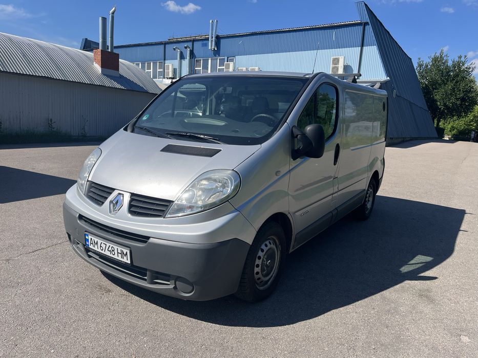 Renault Trafic 2.5 (2010”), 9000$