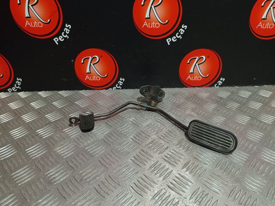 Pedal Do Acelerador  Toyota Corolla Verso (_E12_)