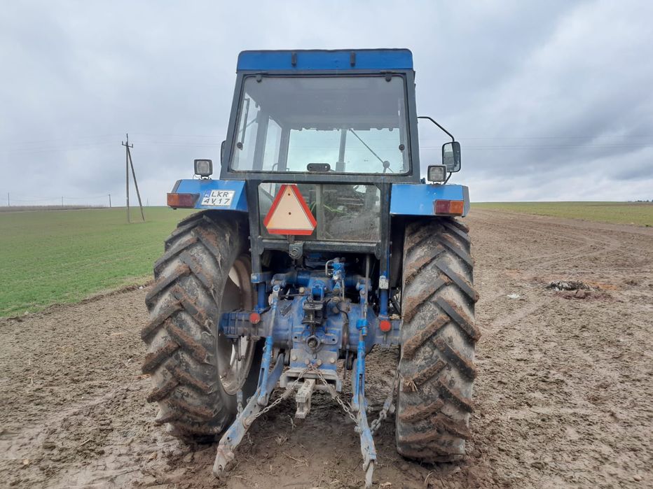 Ciagnik rolniczy Ford 6610