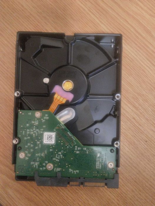 Жёсткий диск Sata 1 tb WD10EZEX