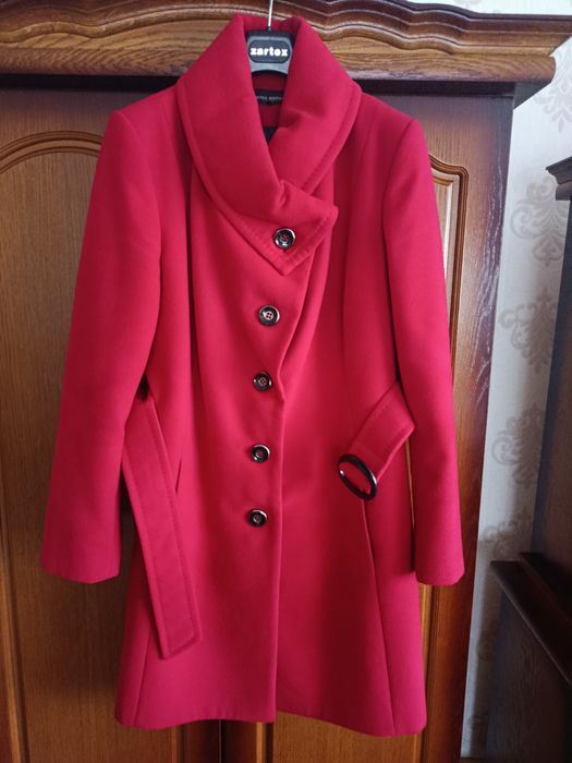 Sprzedam płaszcz r.42 stan bardzo dobry