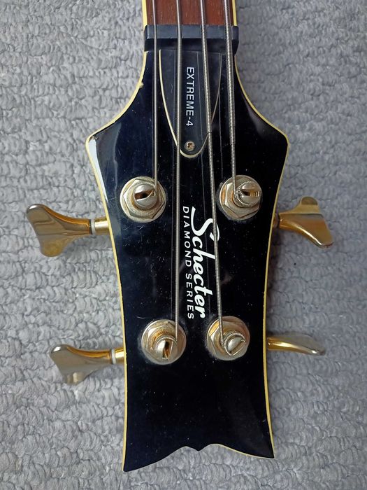 Gitara basowa Schecter Diamond 4