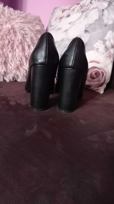 39 czółenka buty nowe obcas słupek czarne
