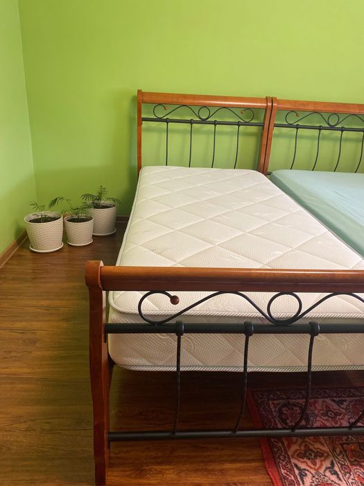 Ліжка для дітей і дорослих