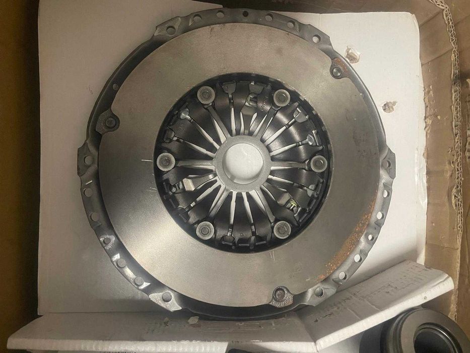 Embraiagem LuK Kit de embreagem Dmf Repset (Audi/ VW/ Seat/ Skoda