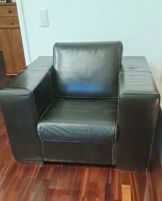 Conjunto de 3 sofás em pele