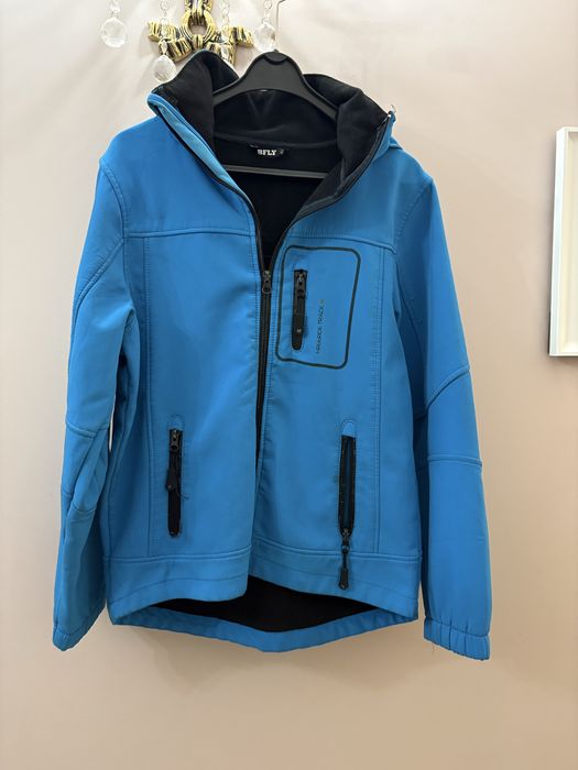 Kurtka narciarska softshel  unisex 164 dobra na 10-15 lat