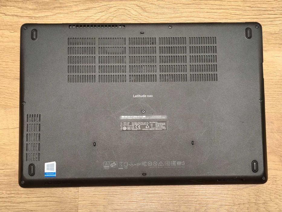 Dell Latitude 5580 /i5-7440HQ/16Gb DDR4/256Gb SSD/940MX 2Gb/15,6" IPS