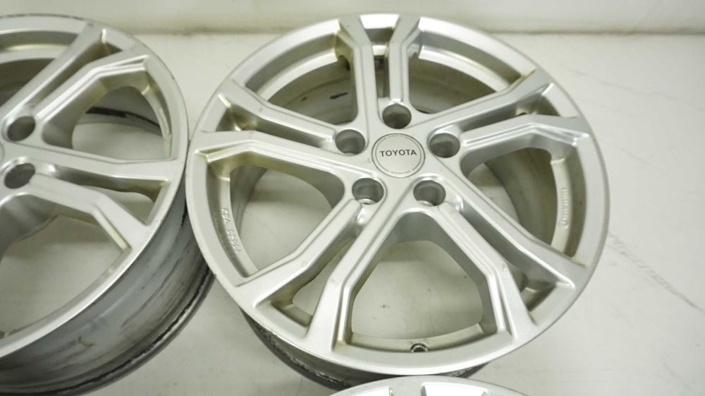 Felgi 17 Toyota CHR Rav 4 Corolla Verso Camry Avensis Auris Yaris 4cro