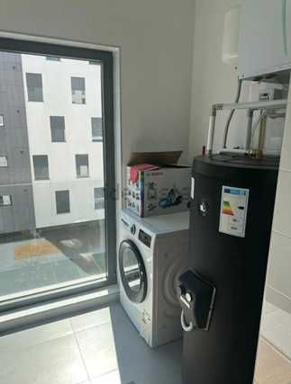 Arrendamento de apartamento t2 na Rua Fernando Lanhas, 101