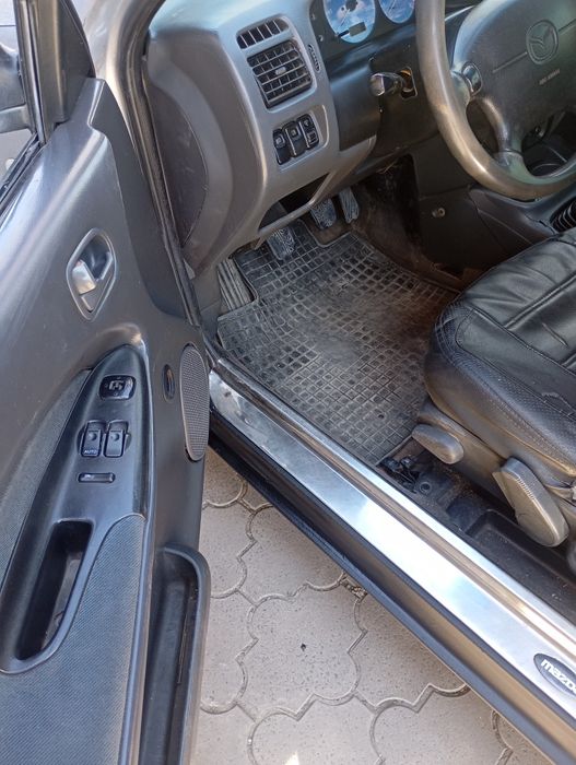 Продам mazda 323 coupe