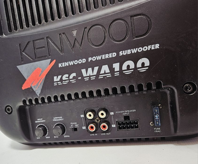 Aktywny Subwoofer samochodowy Kenwood KSC-WA100 ze wzmacniaczem