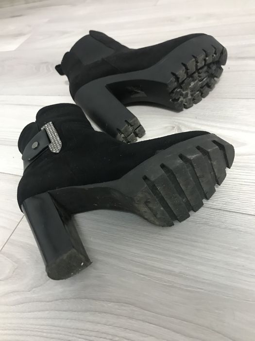 Чобітки жіночі, 37p