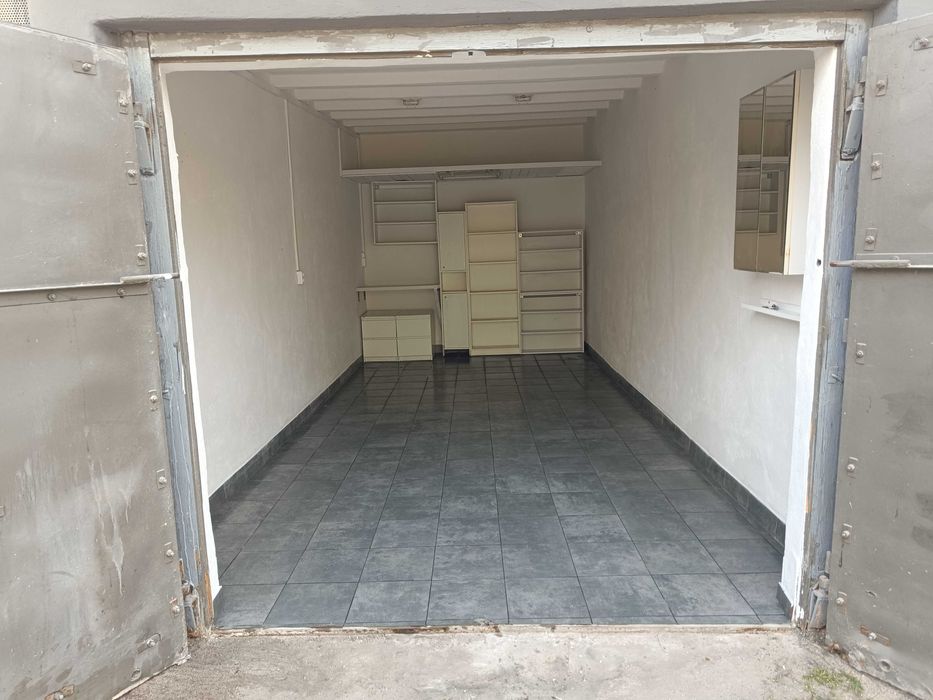 Ładny GARAŻ Murowany do wynajęcia OGRODY HALLERA