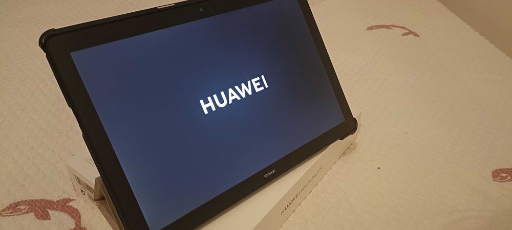 Tablet HUAWEI MediaPad T5 (10.1'' - 32 GB - 3 GB RAM - Wi-Fi - Preto)