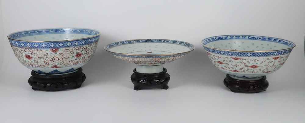 Taças Porcelana da China, antigas, CADA