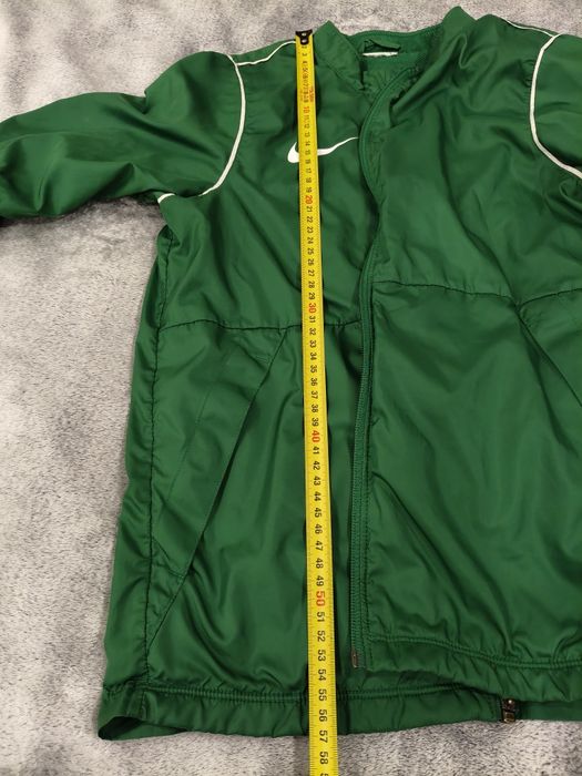 Вітрівка Nike для футболу