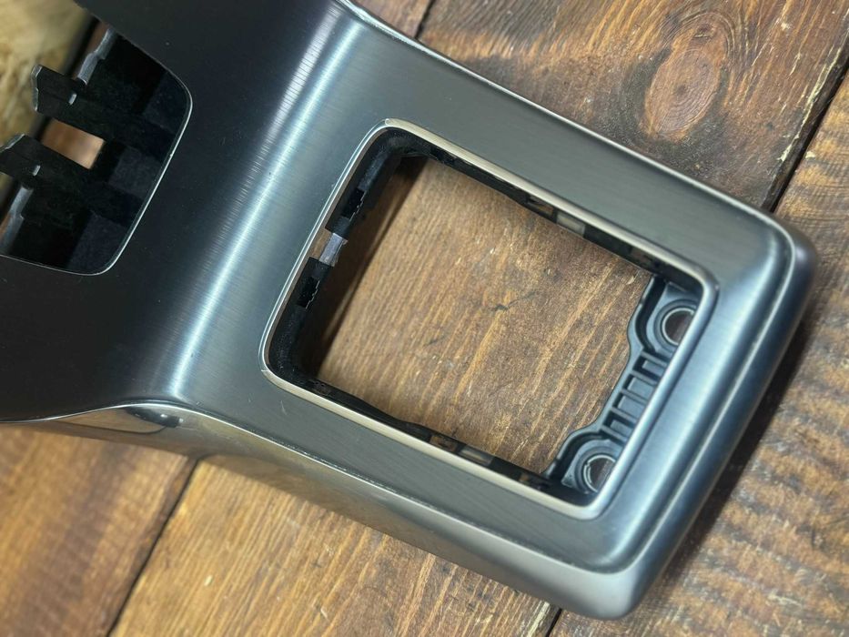 Wodospad panel centralny Volvo V40 II / V40 II CC