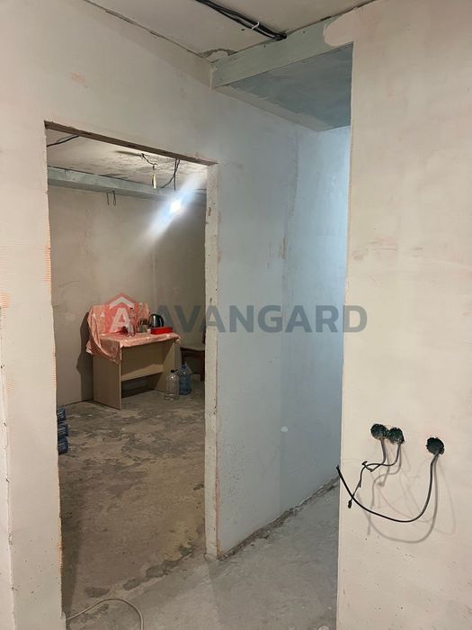 Берестейський,3кімнатна