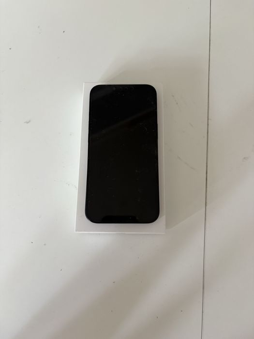 Iphone 13 stan bardzo dobry