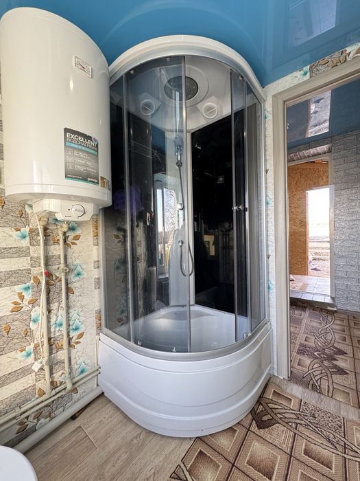 Будинок з виходом до річки