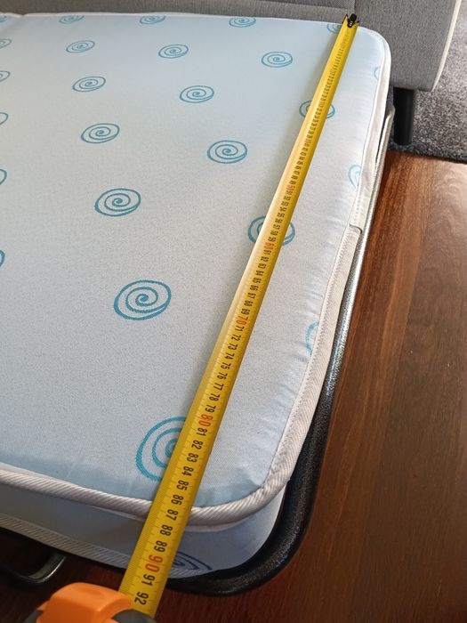 Cama de solteiro dobrável