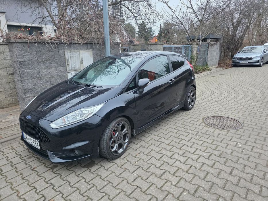 Ford Fiesta FORD FIESTA ST 1,6 turbo 2013 mocny dofinansowany prawdziwy przebieg !