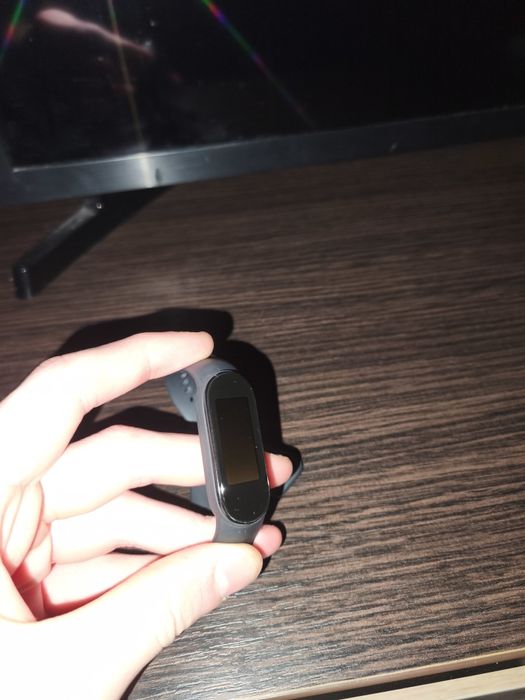 Продам mi band 4 і 5