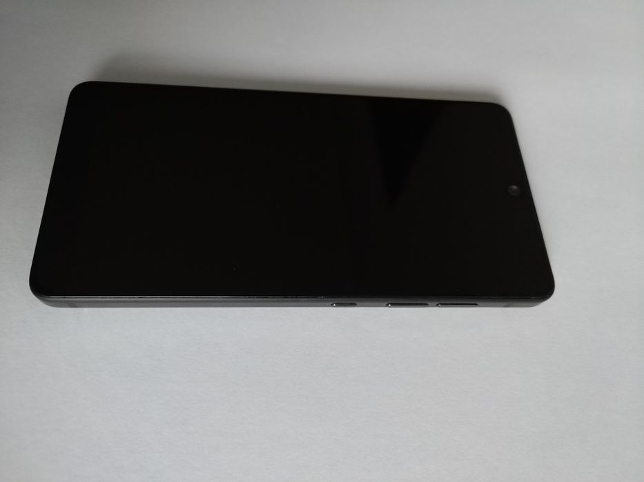 Essential Phone PH-1