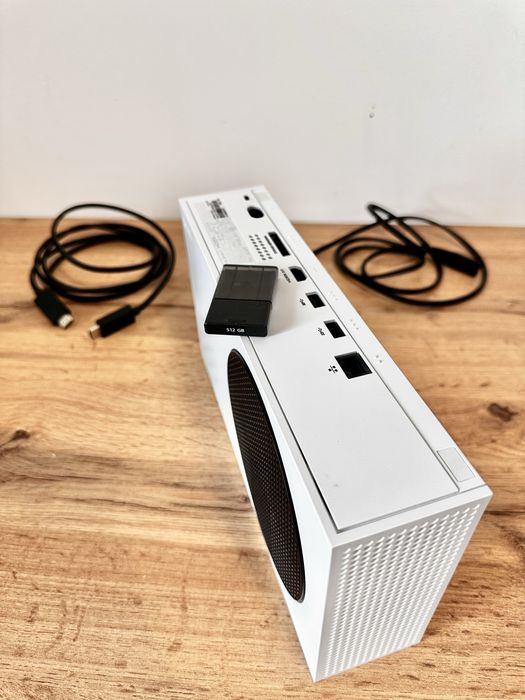 Xbox Series S + карта пам'яті Seagate 512GB  - Ідеальний стан