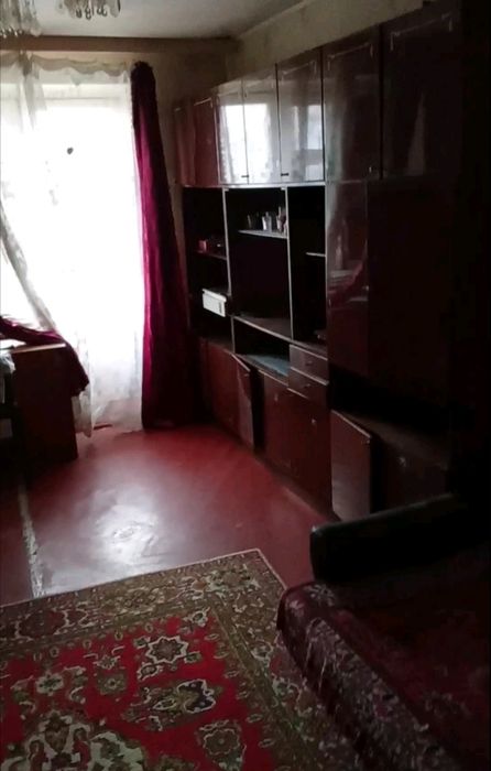 Продам 3 кiм квартиру в Черкаськiй Лозовiй