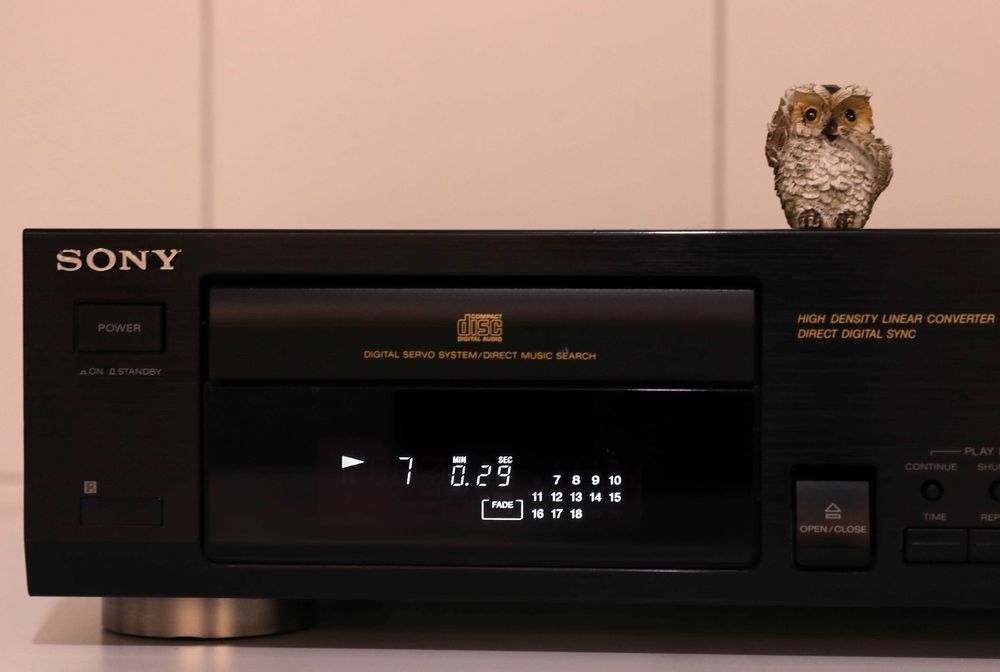 Sony CDP-597 Compact Disc Player