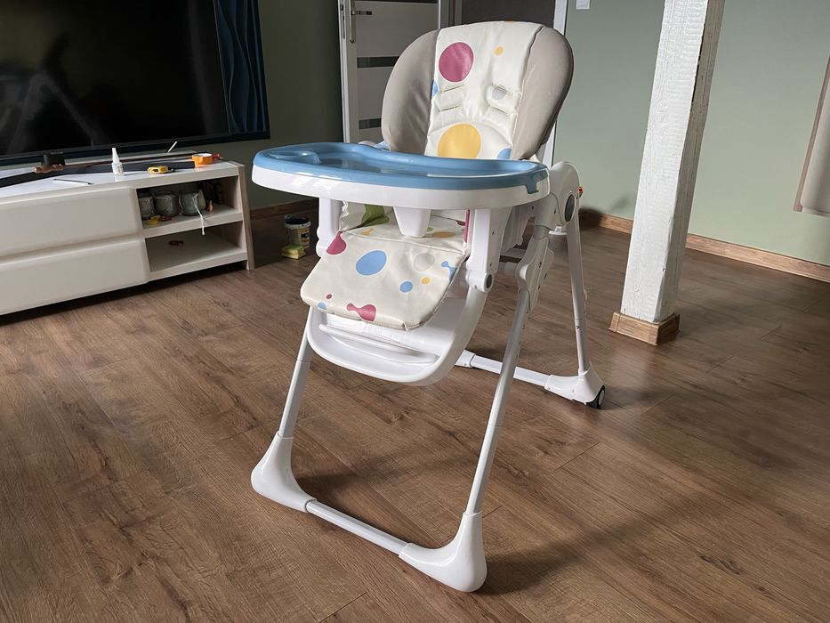 Krzesełko do karmienia dziecka