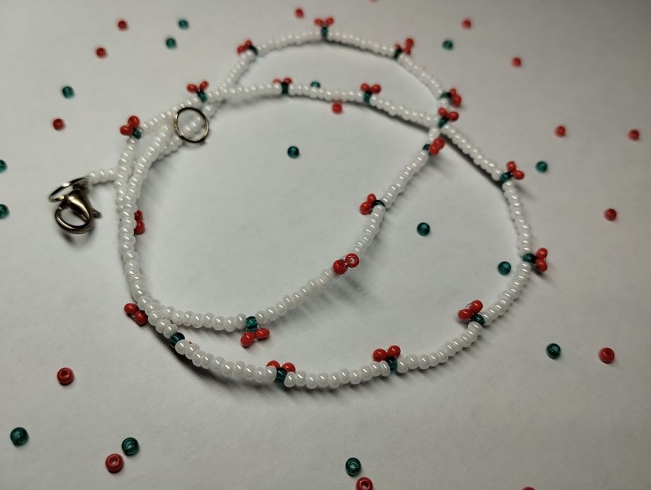 Прикраси з бісеру